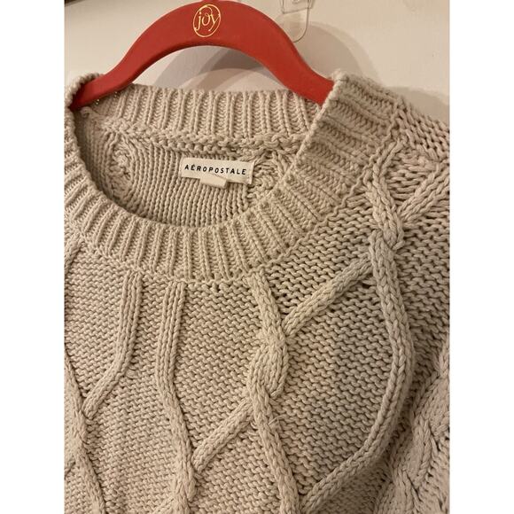New Aeropostale Women’s Chunky Knit Sweater Beige Large Cropped Pullover - Picture 2 of 3